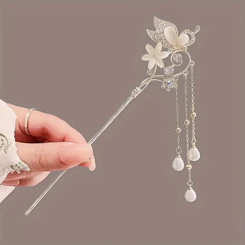 elegant retro   love flower cats eye hairpin high end chinese tassel accessory with sparkling crystals   womens party dresses holiday gifts for   cat earrings Product details 1