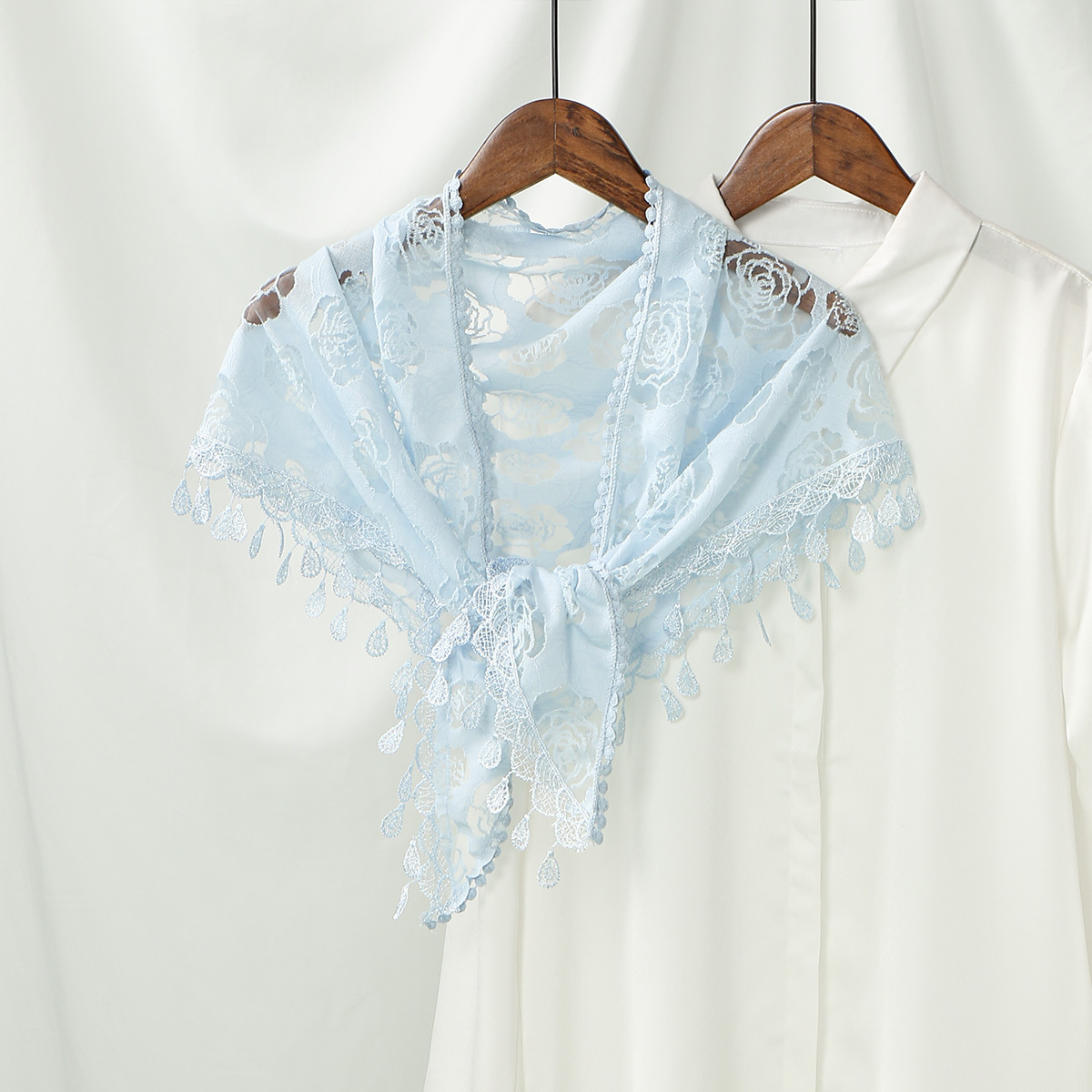 New Women's Rose Vintage Lace Embroidered Triangle Scarf, Comfortable Shawl