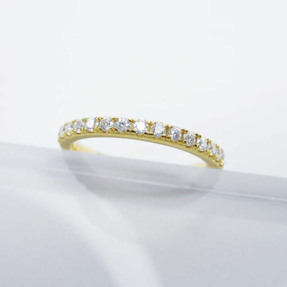 Women's 0.25 Carat Elegant White Moissanite Stackable Ring in 925 Silver