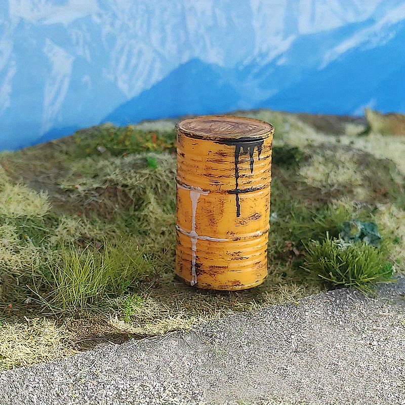 Miniature Realistic Gas Can Model - Weathered & Greasy Effect, Diy Diorama Accessory, Plastic Industrial Decor