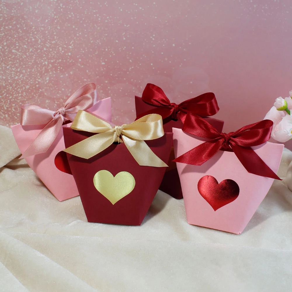 

10pcs, Mini Gift Box - Premium Heart-shaped Bags For Candy, Chocolates, And Small Gifts - Weddings, Birthdays, And Celebrations - Elegant Pink And With Satin Ribbons - Ideal Favor Packaging