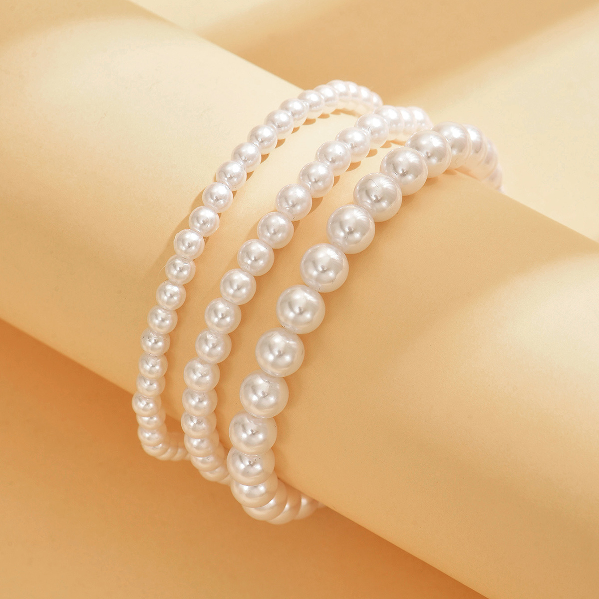 Image of 3pcs Minimalist Fashion Women's Anklets, Beach Vacation Irregular White Bead Stacked Anklets, Plastic Material, Suitable For Women's Beach Vacation Wear Or Gifting , Multi-piece Anklet Set