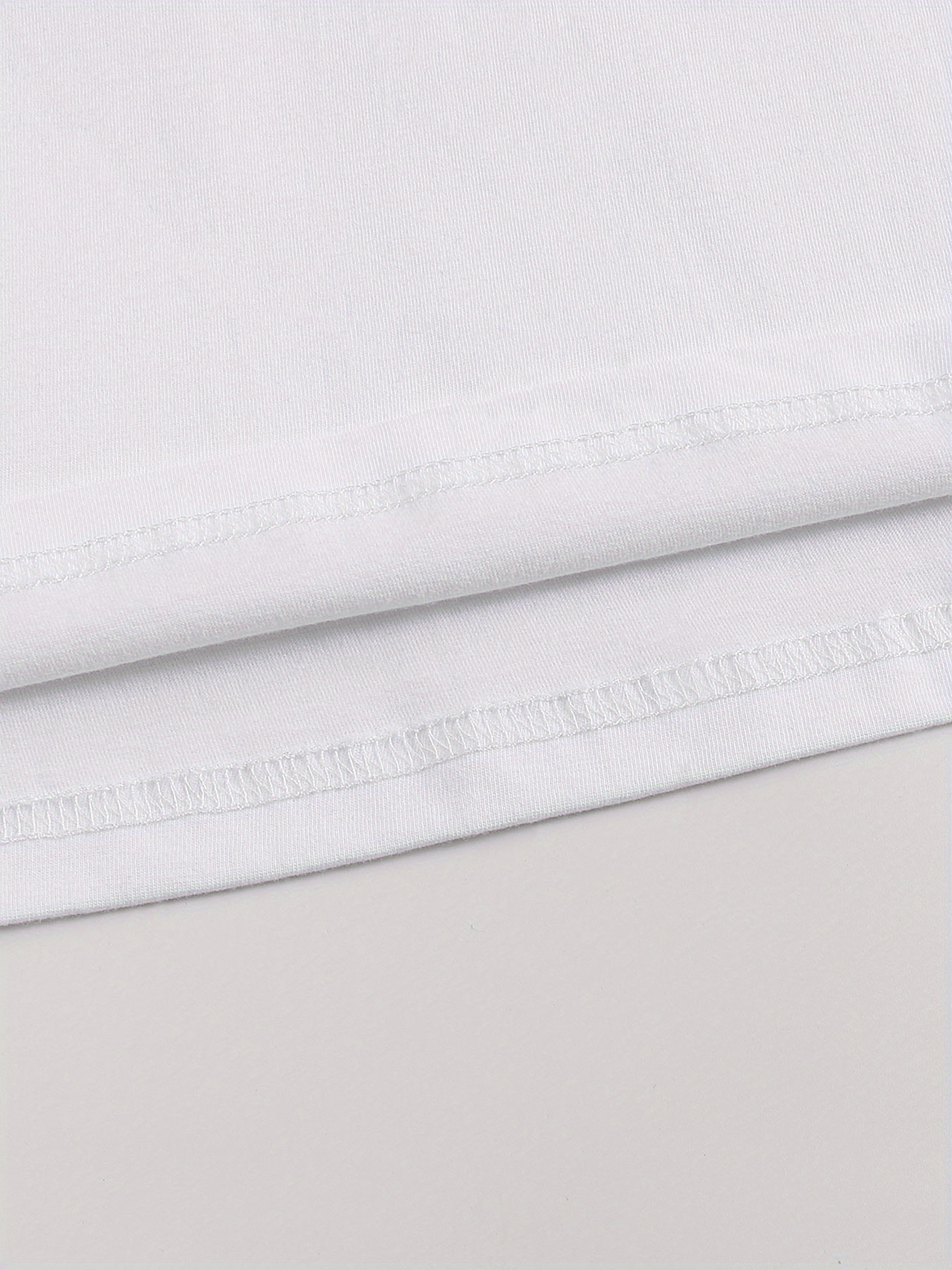 100% Pure Knitted Short-Sleeve T-Shirt, Breathable And Sweat-Absorbing, a Casual And Versatile Round-Neck Short-Sleeve Top for Boys, Featuring a Cute TOM And JERRY Cartoon Print, Machine Washable - Available in 10 Options, Sweat-Resistant