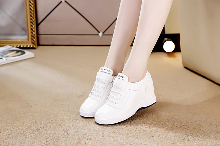 Tenis casual con plataforma para mujer, blancos, cómodos para caminar, suela de goma, forro de tela, versátiles para todas las temporadas, plantilla de EVA, material sintético en exterior e interior