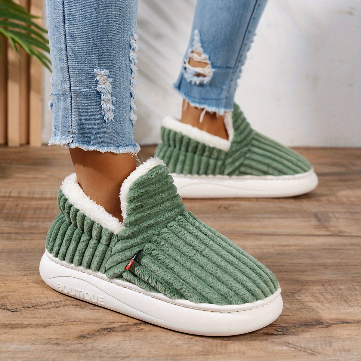 chaussures dintérieur dhiver pour femmes à semelle épaisse et doublure en peluche, style nouveau transfrontalier, chaussons pour hommes avec talon, chaussures pour femmes Détails du produit 19