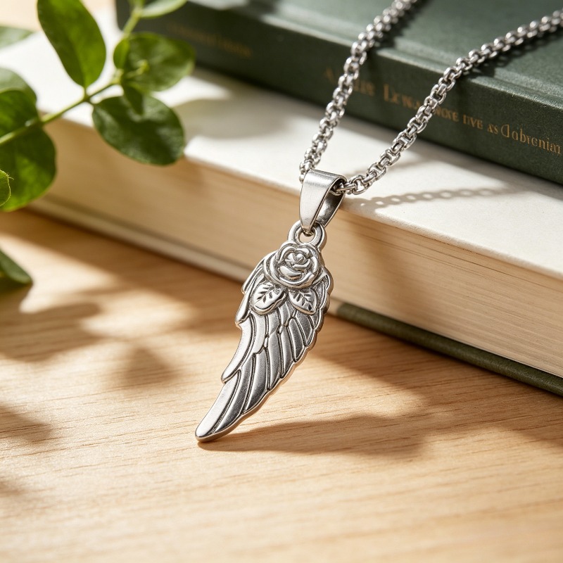 Fashionable Exquisite Wing Design Necklace, Unisex