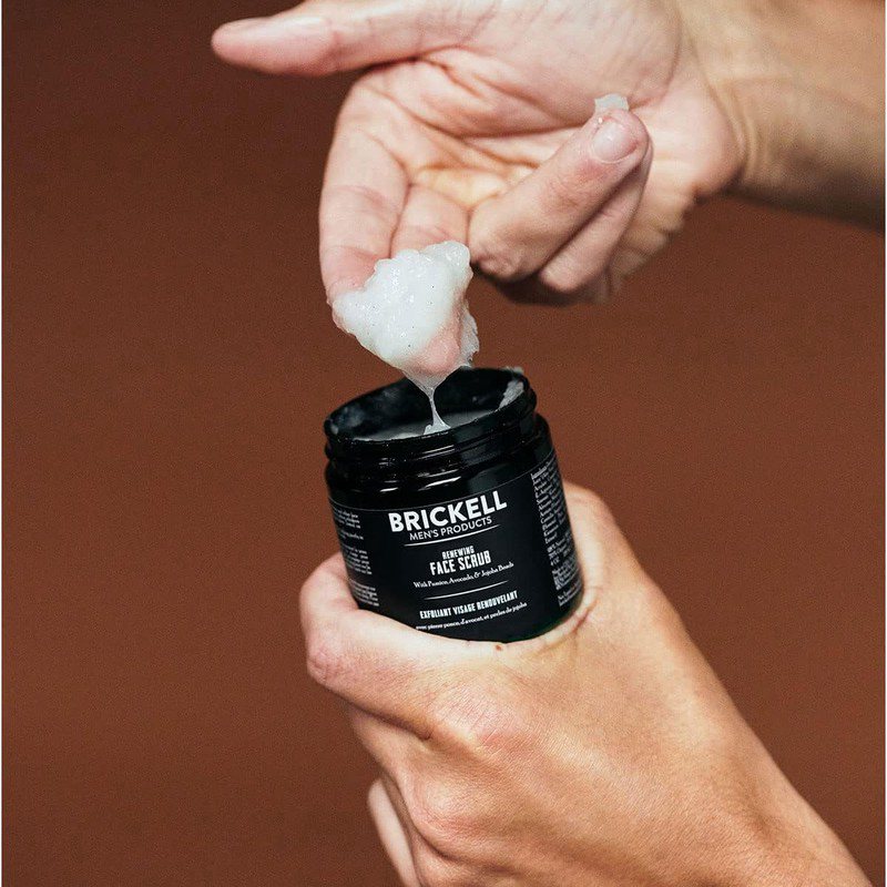 Gel Exfoliant Visage Homme Brickell 60ml | Micro-Billes Exfoliantes Profondes, Extrait de Café et Ponce, Parfumé, Convient à Tous les Types de Peau