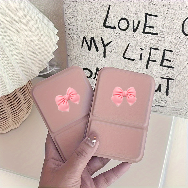 2pcs Foldable Mini HD Mirror with Bow