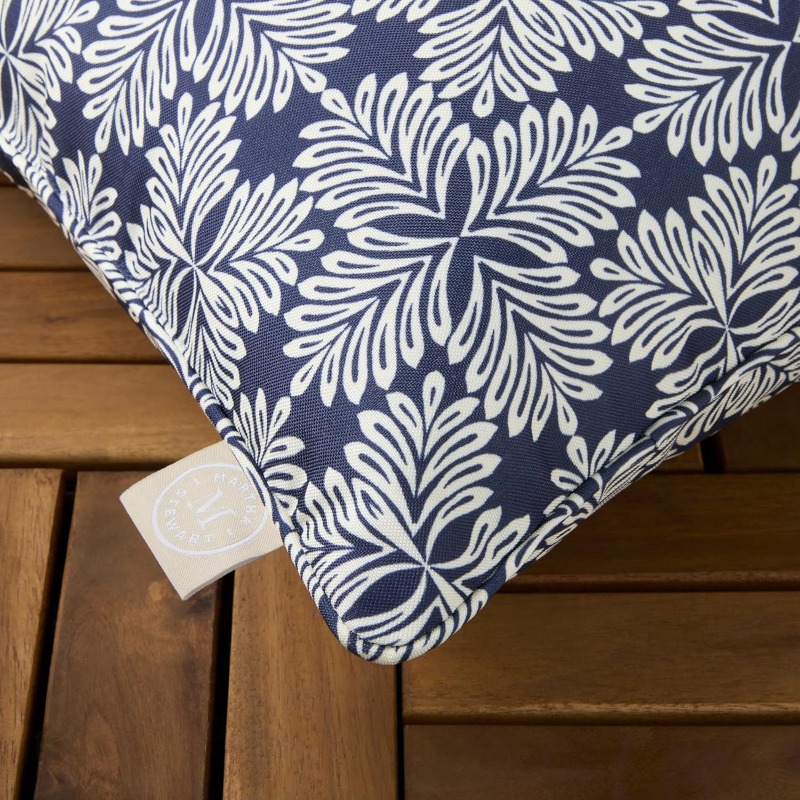 Set of 2 Decorative Pillows for Indoor And Outdoor Use, Featuring a Modern Navy Blue Design That Is UV Fade Resistant And Water Repellent, Measuring 18X18 Inches
