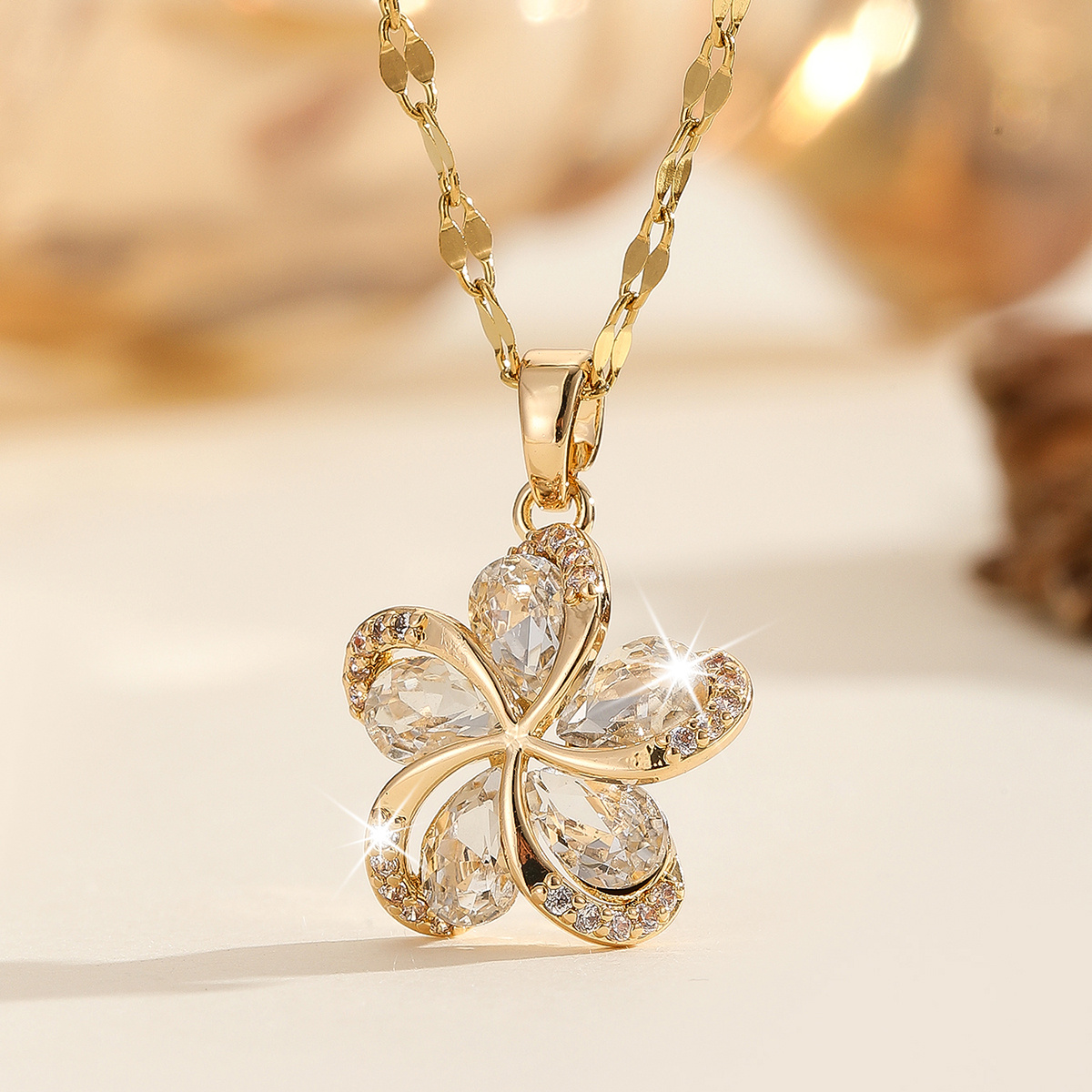 TEMU 1 Collana di fiori squisita per l'uso le feste, idea regalo per famiglia e