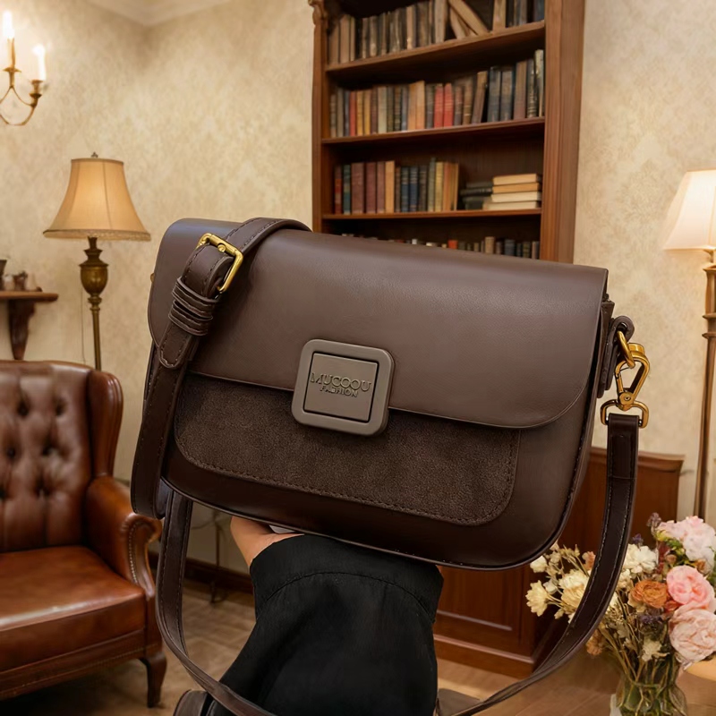 Image of Portable Adjustable Shoulder Strap Square Bag, Retro Suede Splicing Handbag, Women's Small Square Daily Commuter Crossbody Bag, Suede Leather Bag, Made Of Pu Material, Suitable For