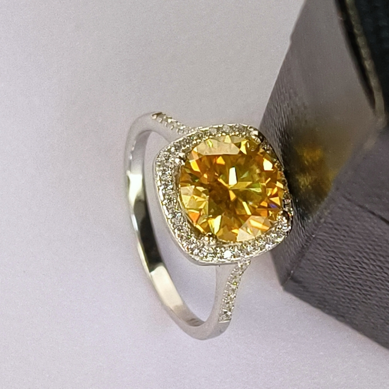 1/2/3 Carat Classic Yellow Square Baguette S925 Moissanite Ring
