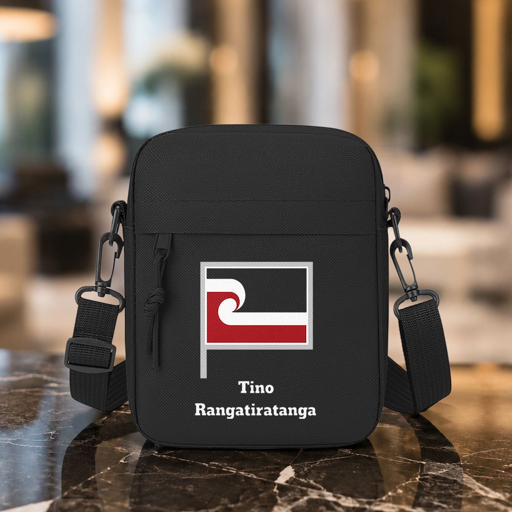 TEMU New Tino Maori Flag Crossbody Bag Suitable For , Adjustable Strap Unisex Shoulder Bag With Maori Flag, Compact Travel Bag For Phone, Wallet &,