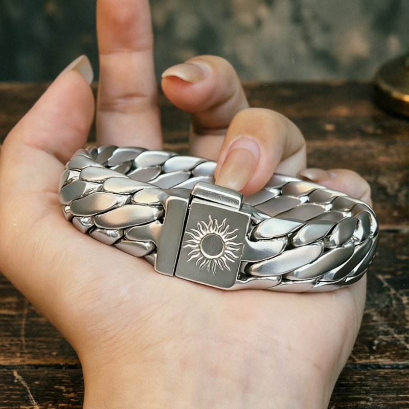 TEMU 2026 New Bracelet Men' Whip Braid Structure Sun Pattern Clasp Wide Band Street Cool Accessory Retro Style Bracelet