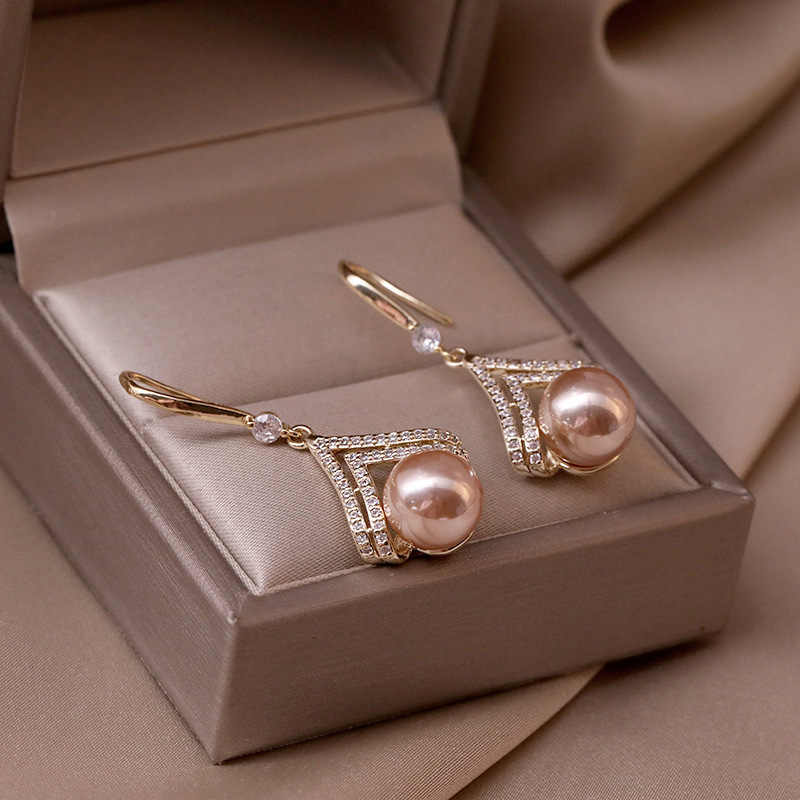 

- , Japanese And , And Women's Jewelry, Suitable For Christmas Holiday Parties And