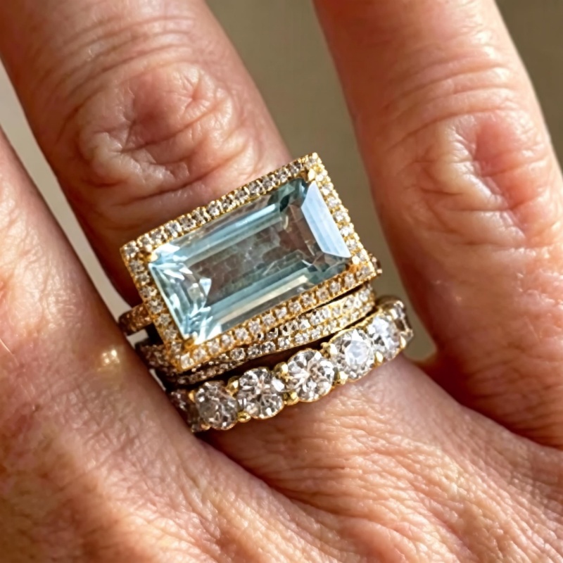 Luxurious Retro Three-Piece Light Blue Gemstone Ring Set