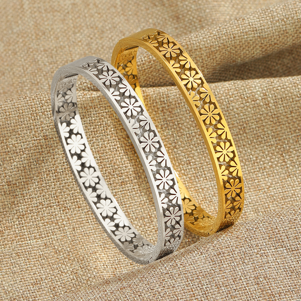 2pcs Floral Patterned Stainless Steel Open Bracelets, Gift Box