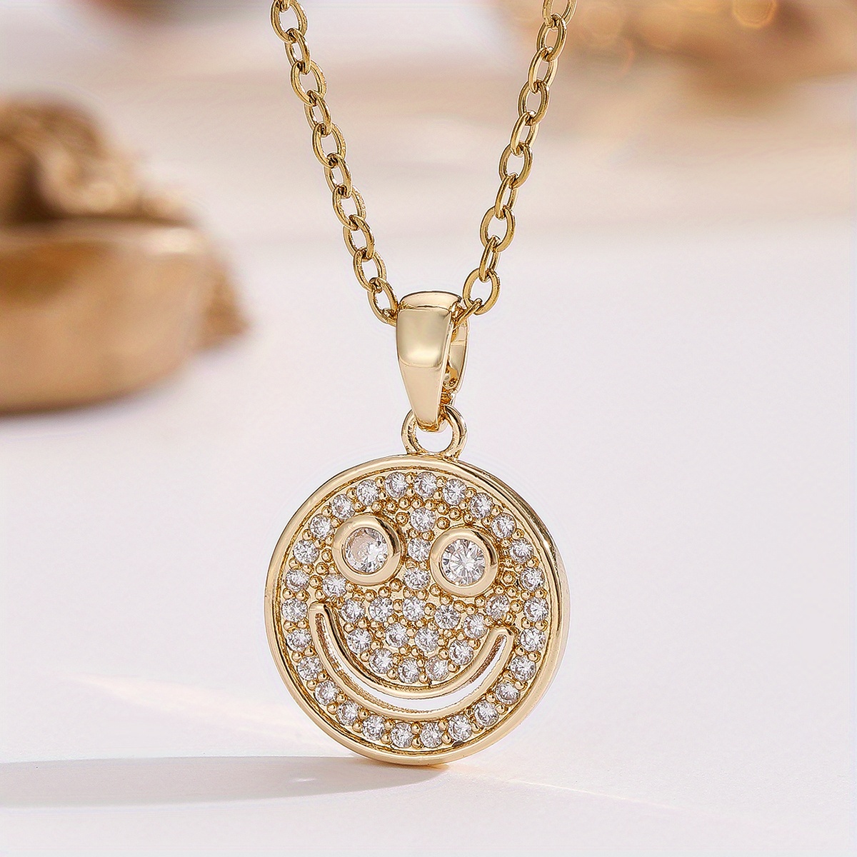 1pc Simple Face Necklace Light Luxury Personality Ladies Fashion Accessories Birthday Party Wear