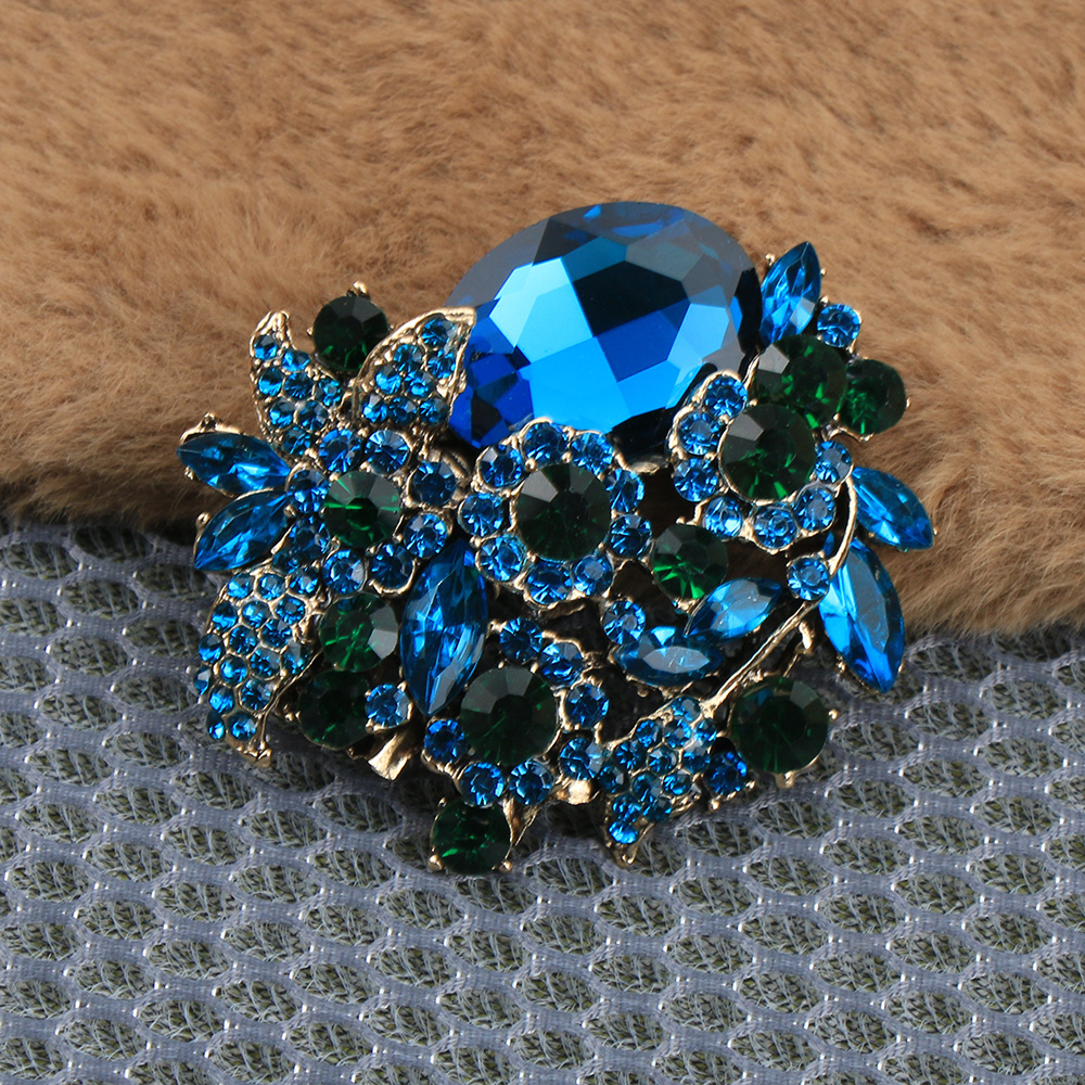 

Large Glass Temperament Brooch Jacket Pin Creative Birthday Gift