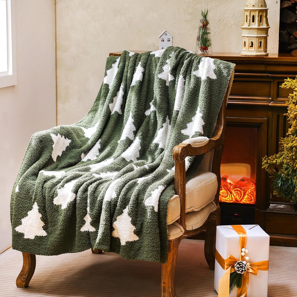 

Cozy Christmas Tree Flannel Throw Blanket - Soft, Warm & Reversible For Couch, Bed, Office, And Travel - Gift