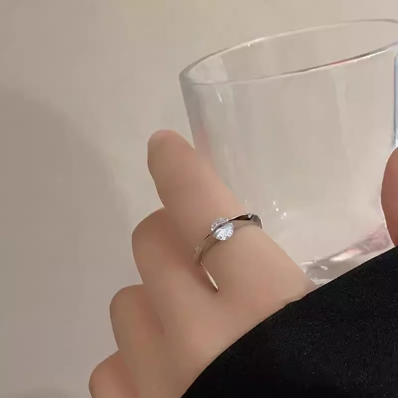 1pc rotatable ring for women adjustable stainless steel band with sparkling cubic zirconia vintage elegant design for daily wear gift   year round versatile accessory gift for her sophisticated style durable jewelry Product details 3