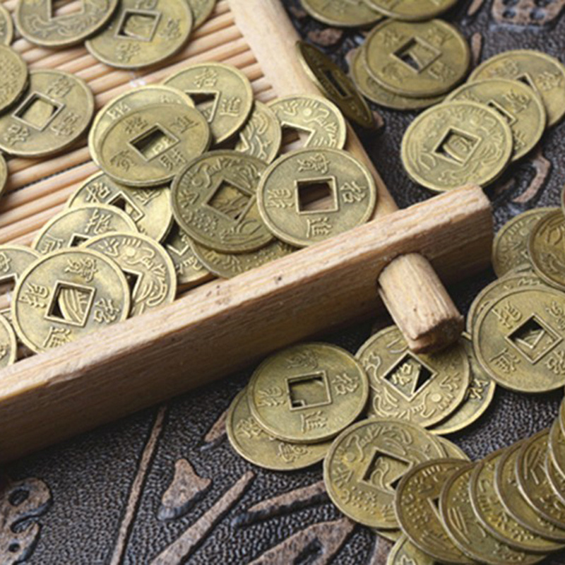VICASKY 50 stks Chinese Fortuin munten Feng Shui I-Ching munt geluk sleutelhanger charme oude Chinese dynastie tijd munt voor sieraden windbell maken (willekeurige stijl