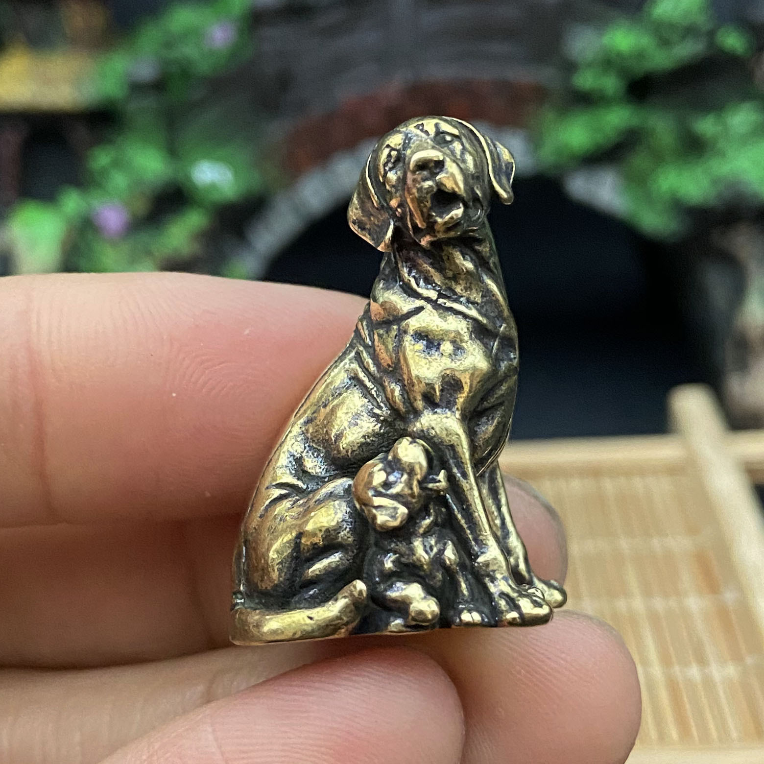 E-shop Messingfigur einer Mutterhündin Welpen, Ornament für Zuhause, Schreibtisch, Büro, Bücherregal-Dekoration, Geschenk für Freunde, Großhandel,
