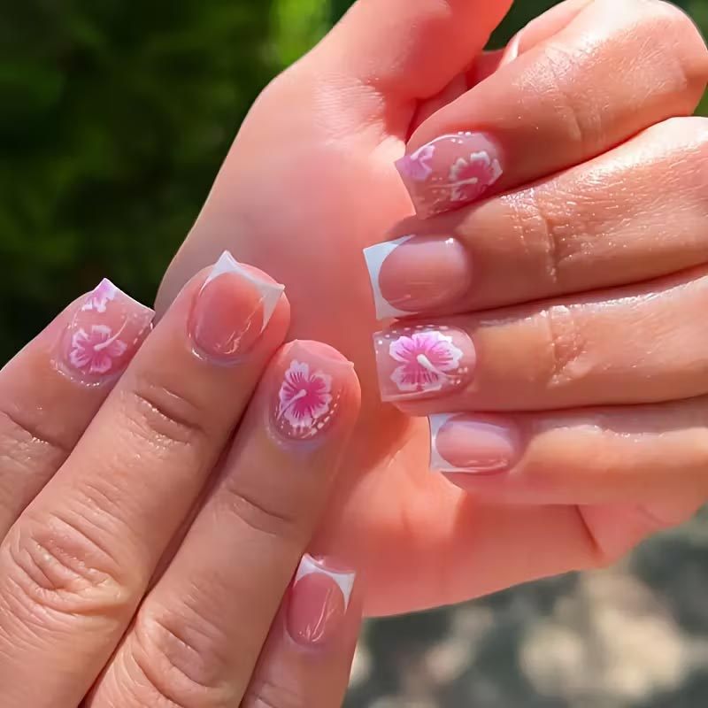 24pcs Of Short Square-shaped Nail Tips In With Easy Floral Designs, Removable Fake Nails