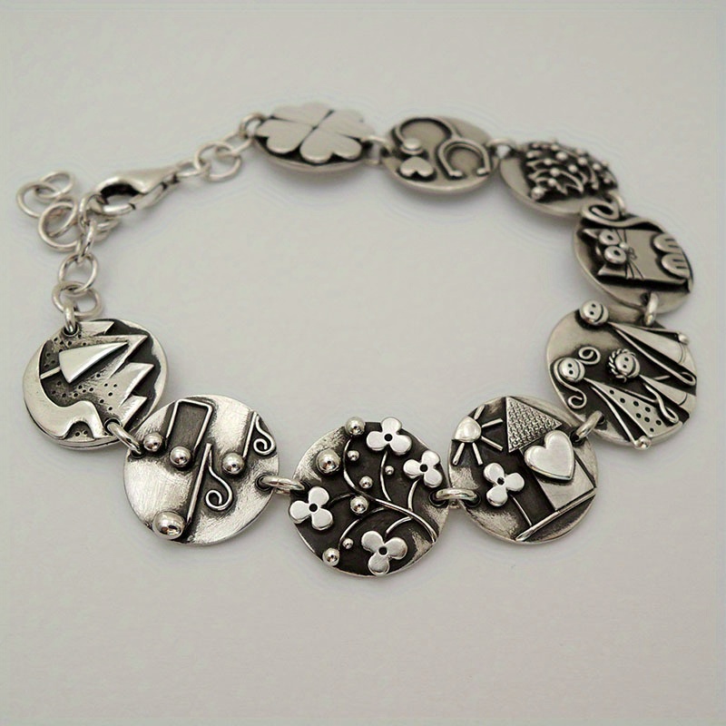 Retro Bronze Commemorative Bracelet with Cat & Flower Motif