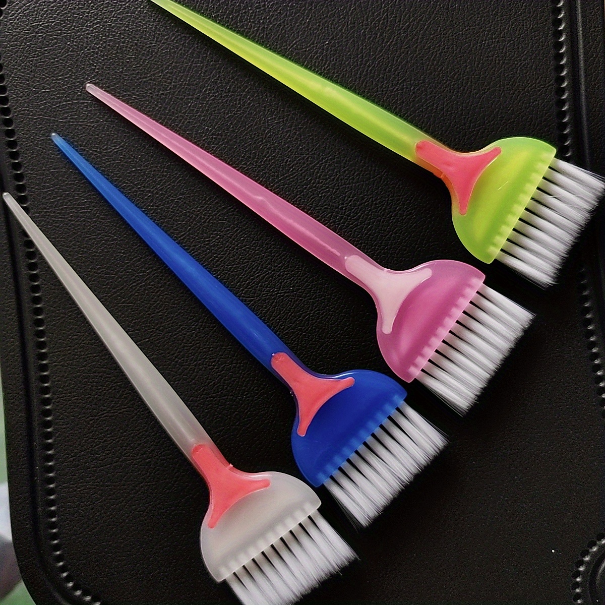Set Of 4, Colorful Soft Bristle Dye Brushes For Hair Salons, Tools For And Coloring, Plastic Hair Dye Brushes