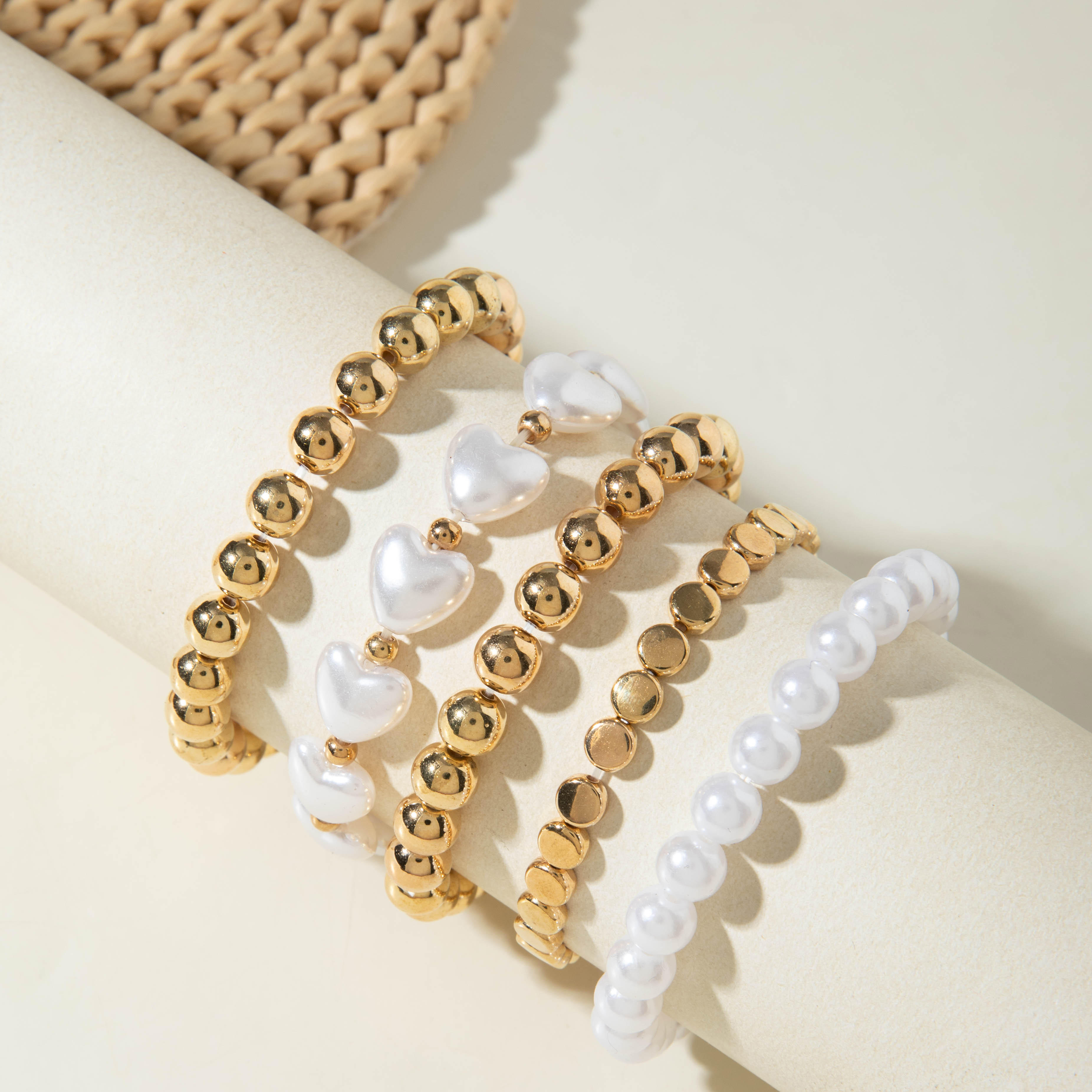 5pcs Women's Elegant Retro Plated Heart Bracelet Set, Stackable