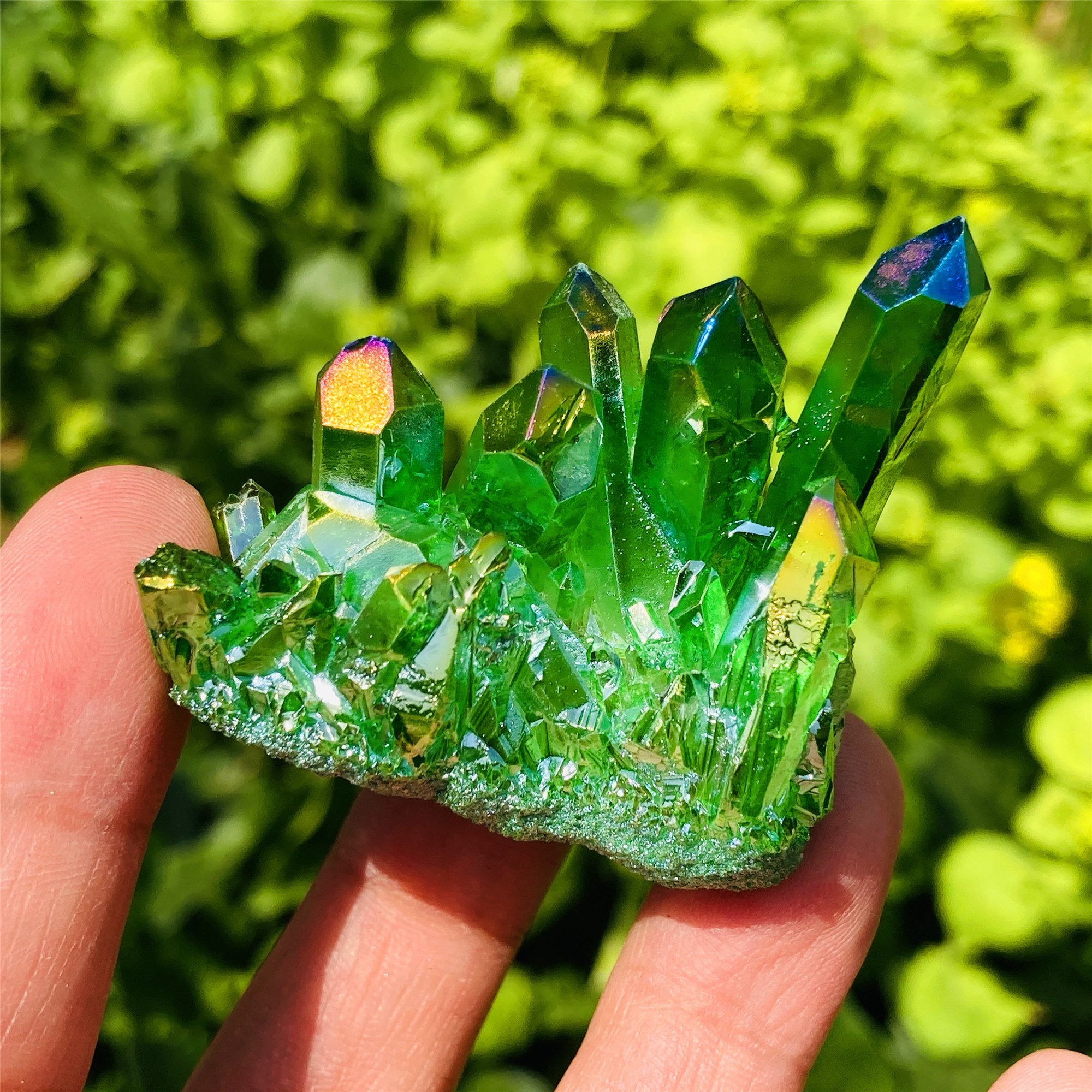 Image of 1pc Aura Crystal Cluster With Titanium Coating, A Quartz Cluster Perfect For Home Decor. It Stands On Its Own, Making It An For Christmas, Easter, Hanukkah, Thanksgiving, And As Loose Gemstones