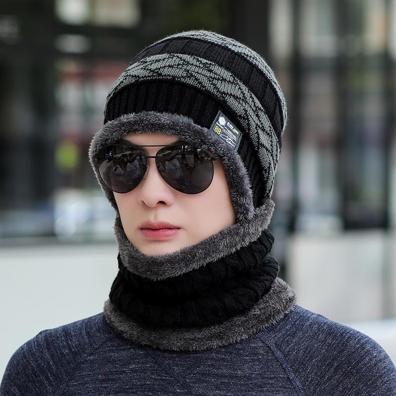 Image of Winter Men's Korean Style Trendy Knit Hat And Neck Gaiter 2pcs Set, Fleece Lined And Thickened, Warm And Cold-proof, Suitable For Riding, Designed For Autumn And Winter