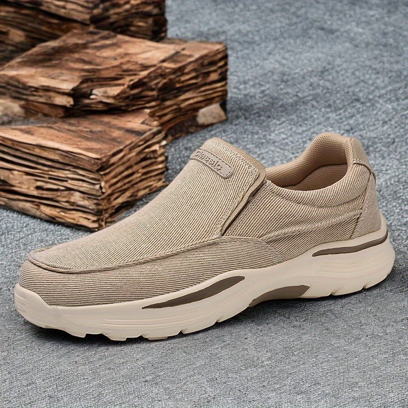 mens casual lightweight breathable shoes