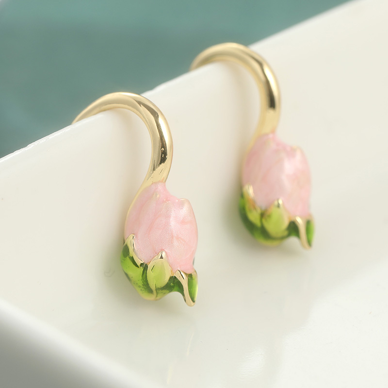 Beautiful Vintage Tulip-Shaped Earrings for Women