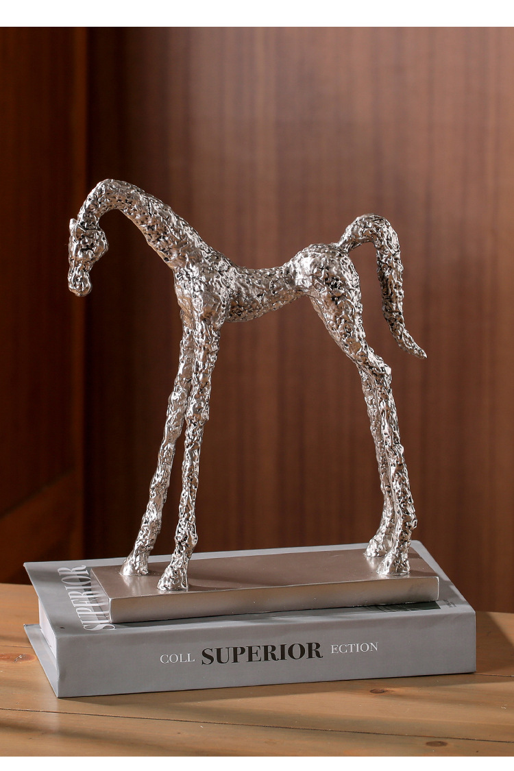 1pc of Resin Silvery Vintage Silvery Horse Ornament | Artistic Craft Table Decoration for Living Room, Entrance, Study, Home Decor, Long-legged Horse Modern Sculpture