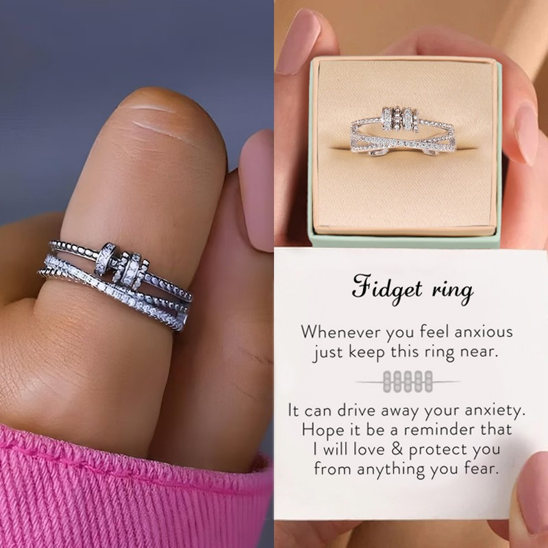 

Elegant And Stylish Ring With A Card Box, A Gift For Valentine's Day, Christmas, Anniversary, And Birthday Celebrations.