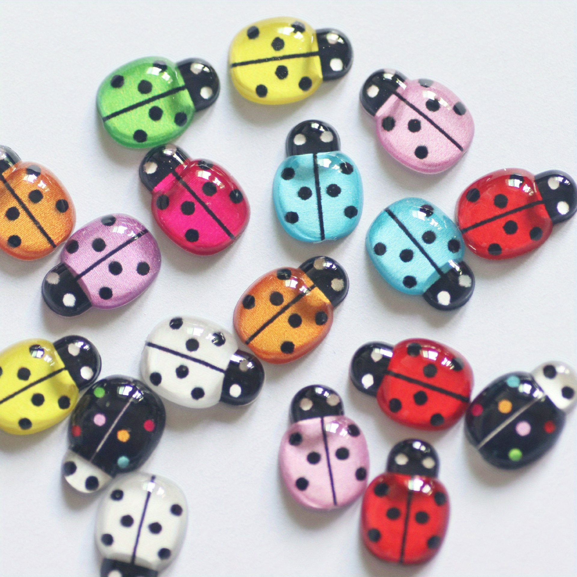 Image of 50pcs/pack, Beautiful Cartoon Simulation Insect Creative Shaped Mixed Resin Patch Phone Case Hair Clip Decoration Jewelry Additions, Random Color