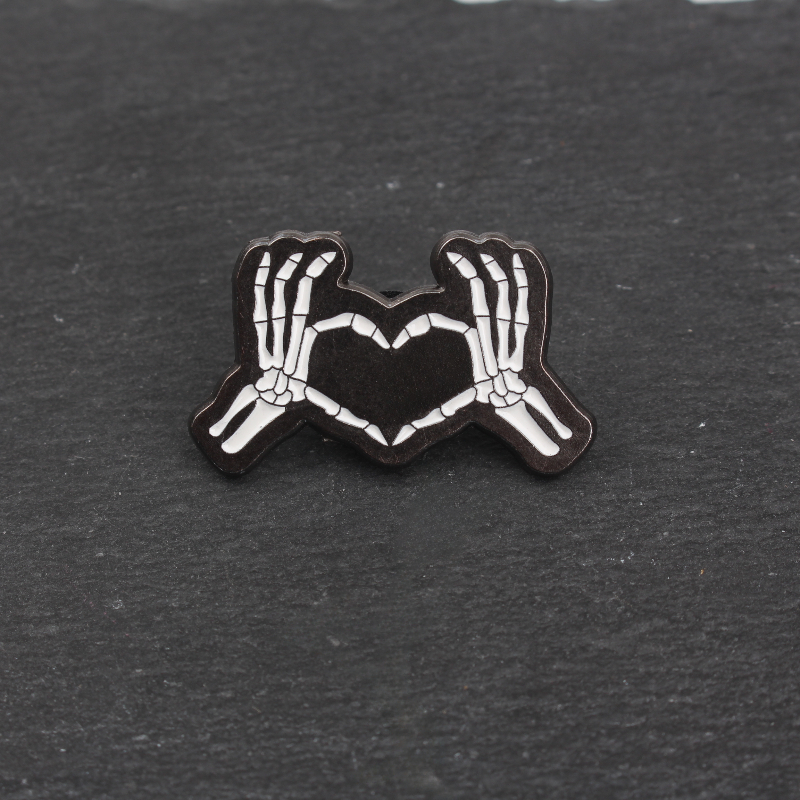 Funky Alloy Heart Shaped Halloween Novelty Pin Button For Men With