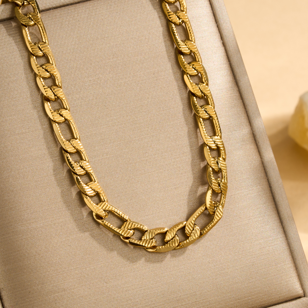 TEMU Easy Men's And Women's Chain Necklace - High Quality/waterproof/hypoallergenic, Textured Chain, Suitable For Daily And Party Wear, Jewelry