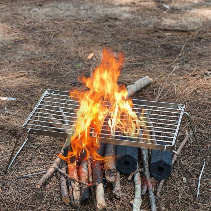 Portable Stainless Steel Camping Grill, Foldable BBQ Grill, Suitable for Outdoor Camping, Picnics, and Fishing, do not touch food