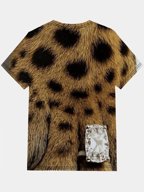 heren t-shirt met een 3d digitale grafische print van een dierenbonttextuur, ontworpen met een ronde ronde hals en korte mouwen.