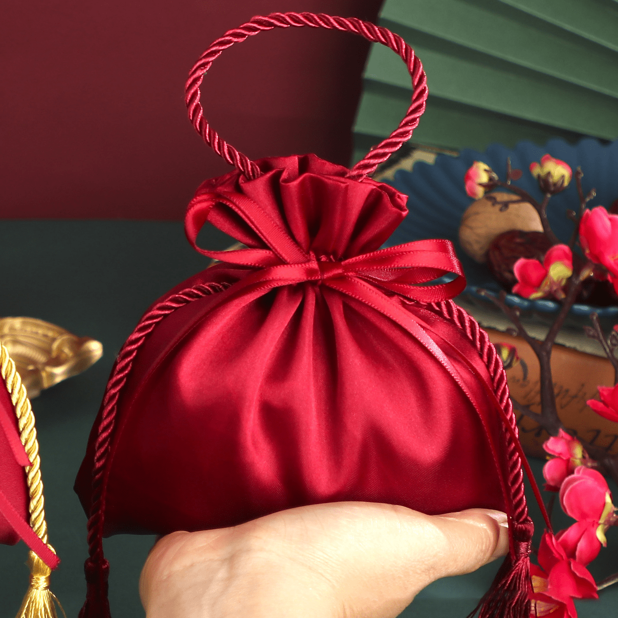 3pcs Creative Red Tassel Drawstring Gift Bags