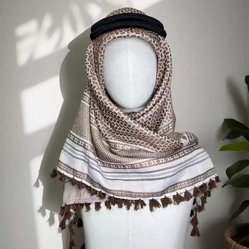 Image of 1pc Fashionable Tassel Style Men's And Women's Multifunctional And Headscarf, Square Scarf, Headband Scarf, Soft And Warm, Clothing Decoration Accessories, Suitable For , Elegant And Trendy