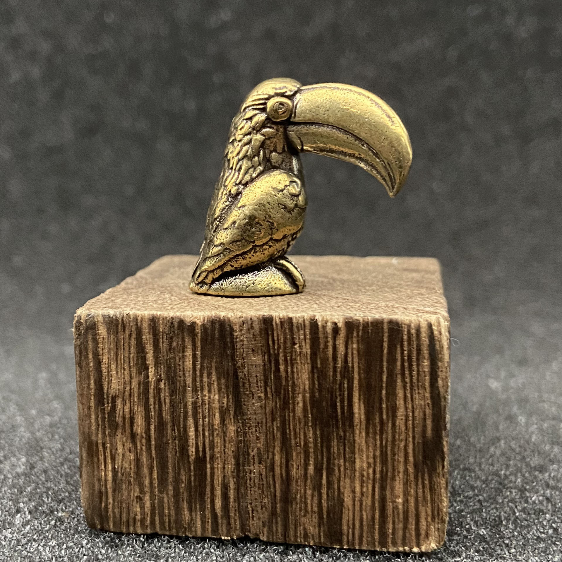 TEMU Small Statue Ornament Solid Retro Brass, Halloween Desk Bookshelf Tabletop Display Home Decor Craft, Suitable For Gifting Small Accessory