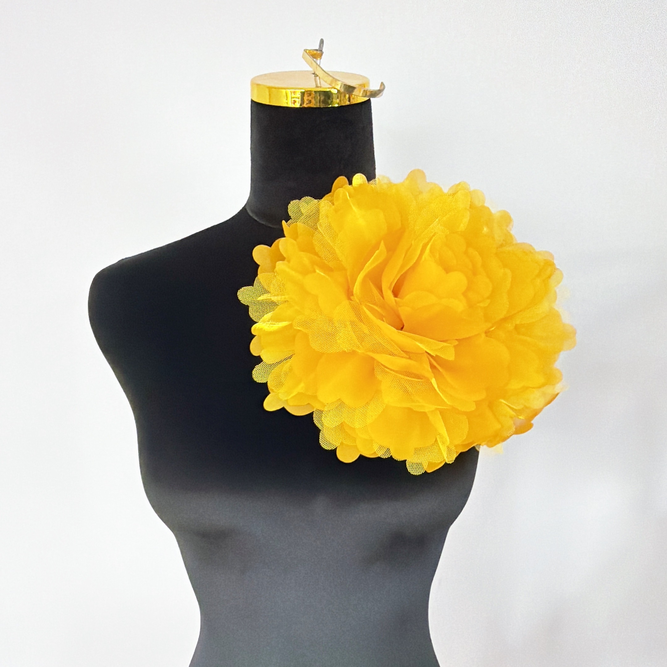 TEMU 1pc 24cm/9.45in Yellow Fluffy 3 Mesh Floral Shoulder & Neck Decoration Suitable For Wedding Dresses, Corsage, Diy Collar/shawl Flower For Formal