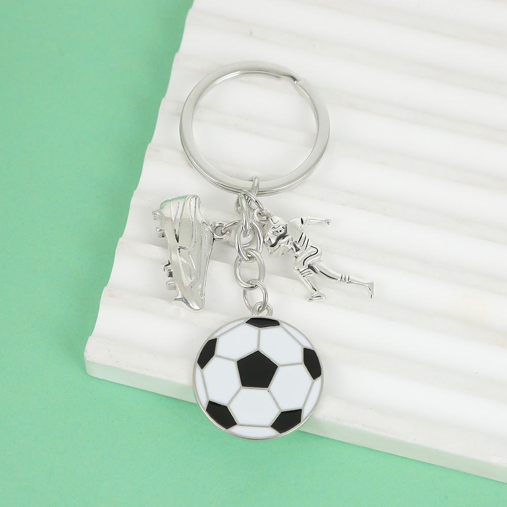 TEMU Regalo de Navidad, 1 llavero de balón de fútbol deportivo - Jersey de , zapatillas, llavero de fútbol ensamblado, regalo para jóvenes y que el