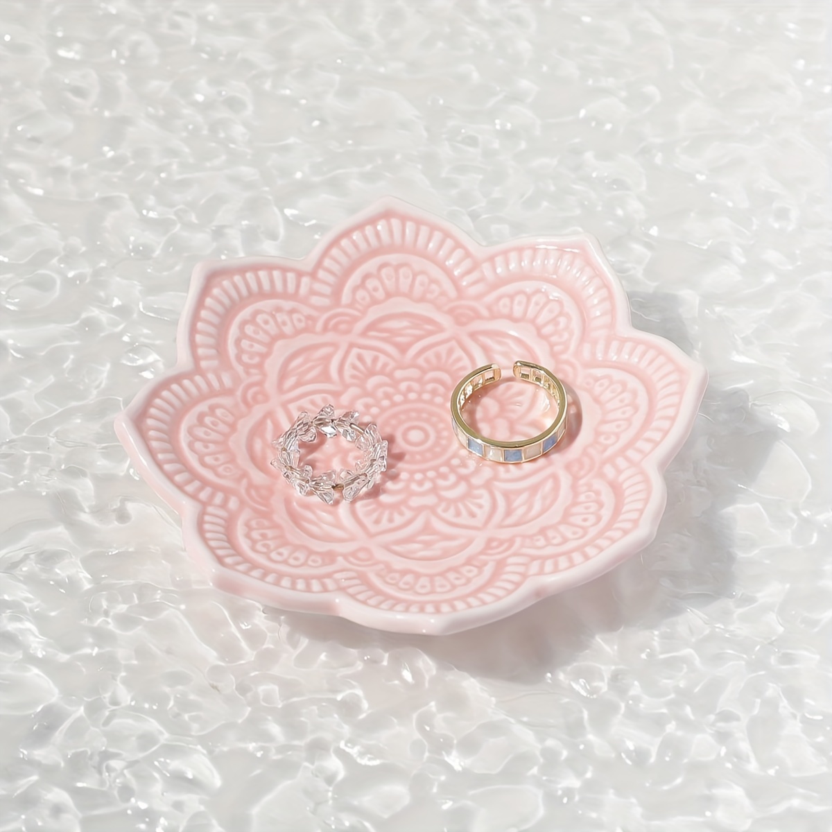 Image of A Mandala Jewelry Tray, Exquisite Flower Plate, Suitable For Earrings, Necklaces, Bracelets, Home Decoration, Holiday Gifts