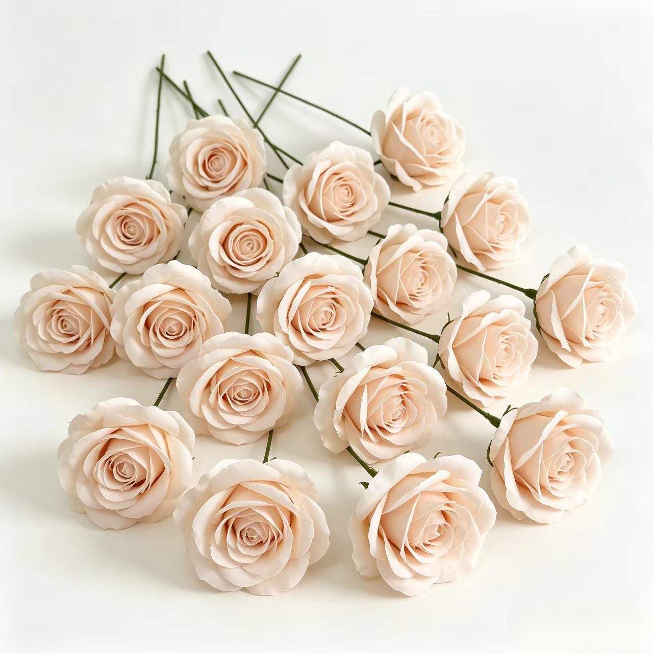 TEMU Ensemble de 16 roses roses simulées -lait, fleurs artificielles en tissu avec tiges, pour florales en vase à , banquets de mariage, fêtes, cours