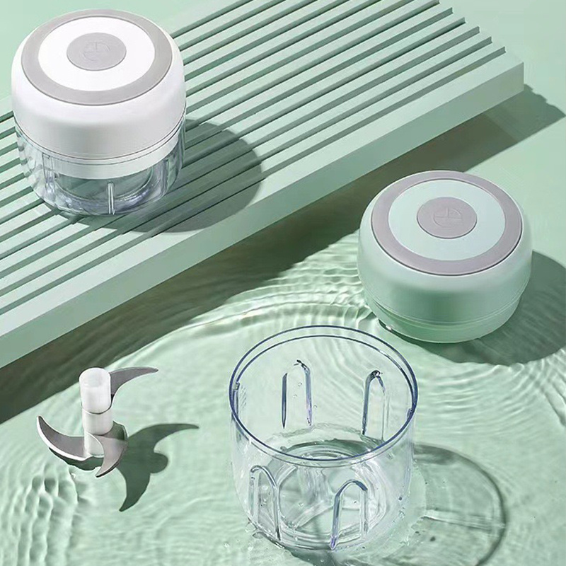 electric mini garlic chopper, portable rechargeable food processor with usb, stainless steel blades, garlic blender for garlic, onion, meat, chili,   tool( ), garlic mincer, meal prep tool, food preparation, portable chopper, handheld blender,   chopping, durable plastic, meat grinder, onion chopper,  , cooking enthusiasts Product details 1